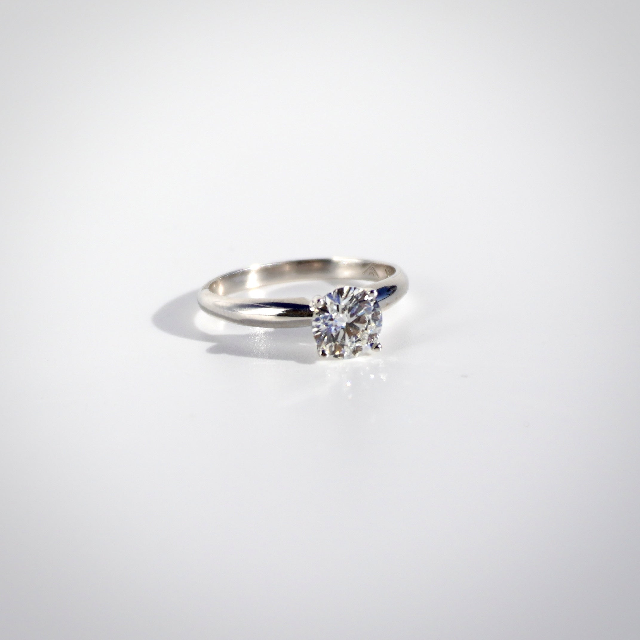 Round Diamond Solitaire Ring - 1 CT