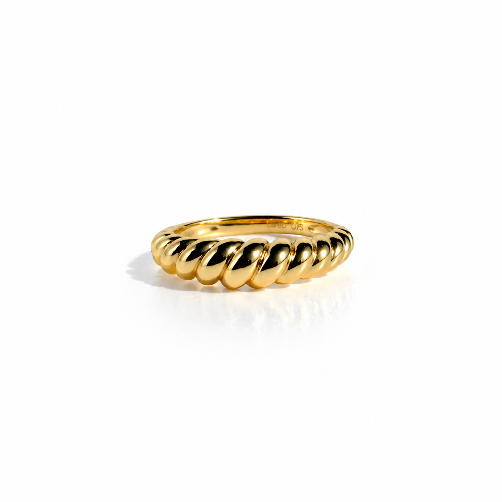 Crossant Ring Gold